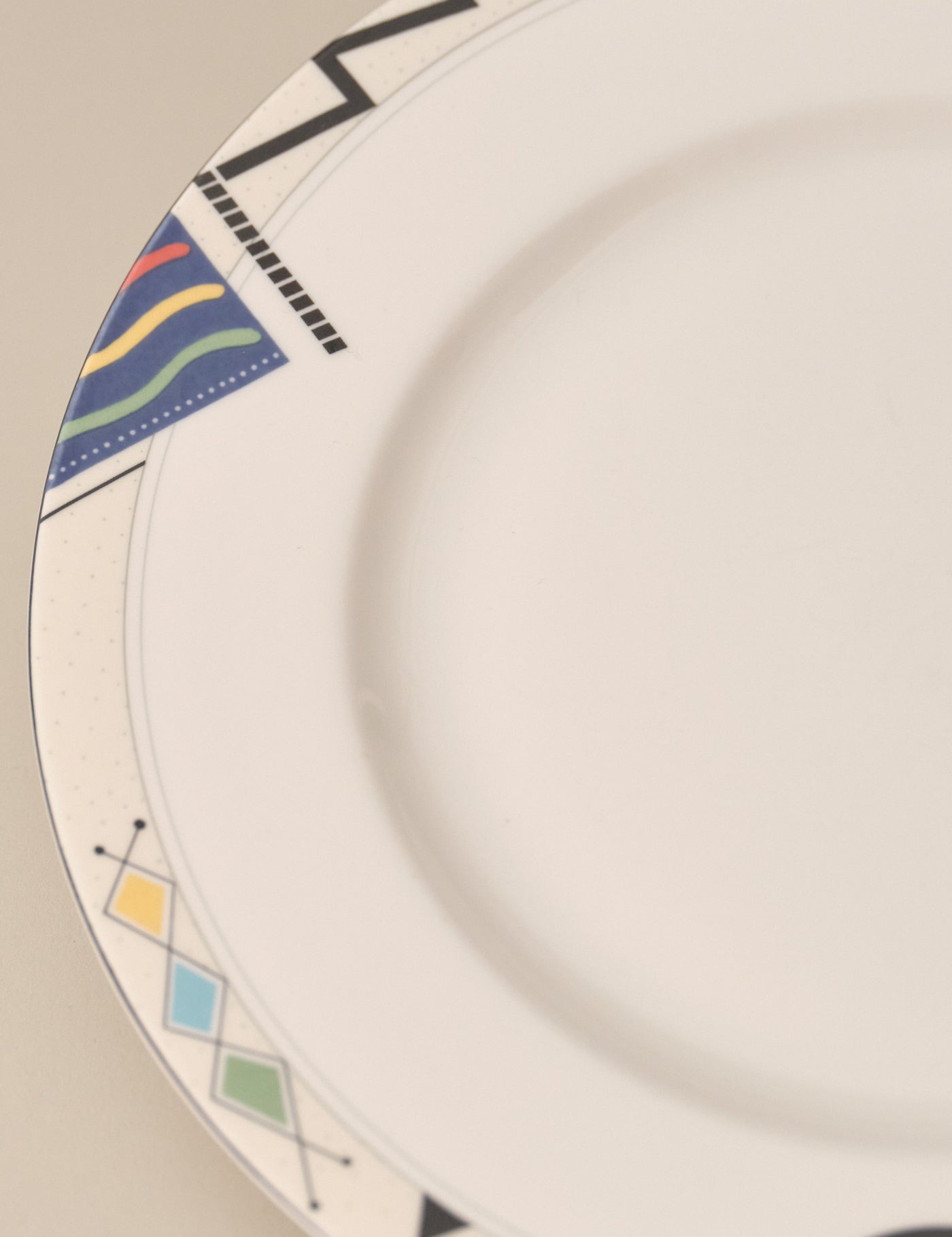 Mikasa HEADLINE DINNER PLATE & SOUP BOWL