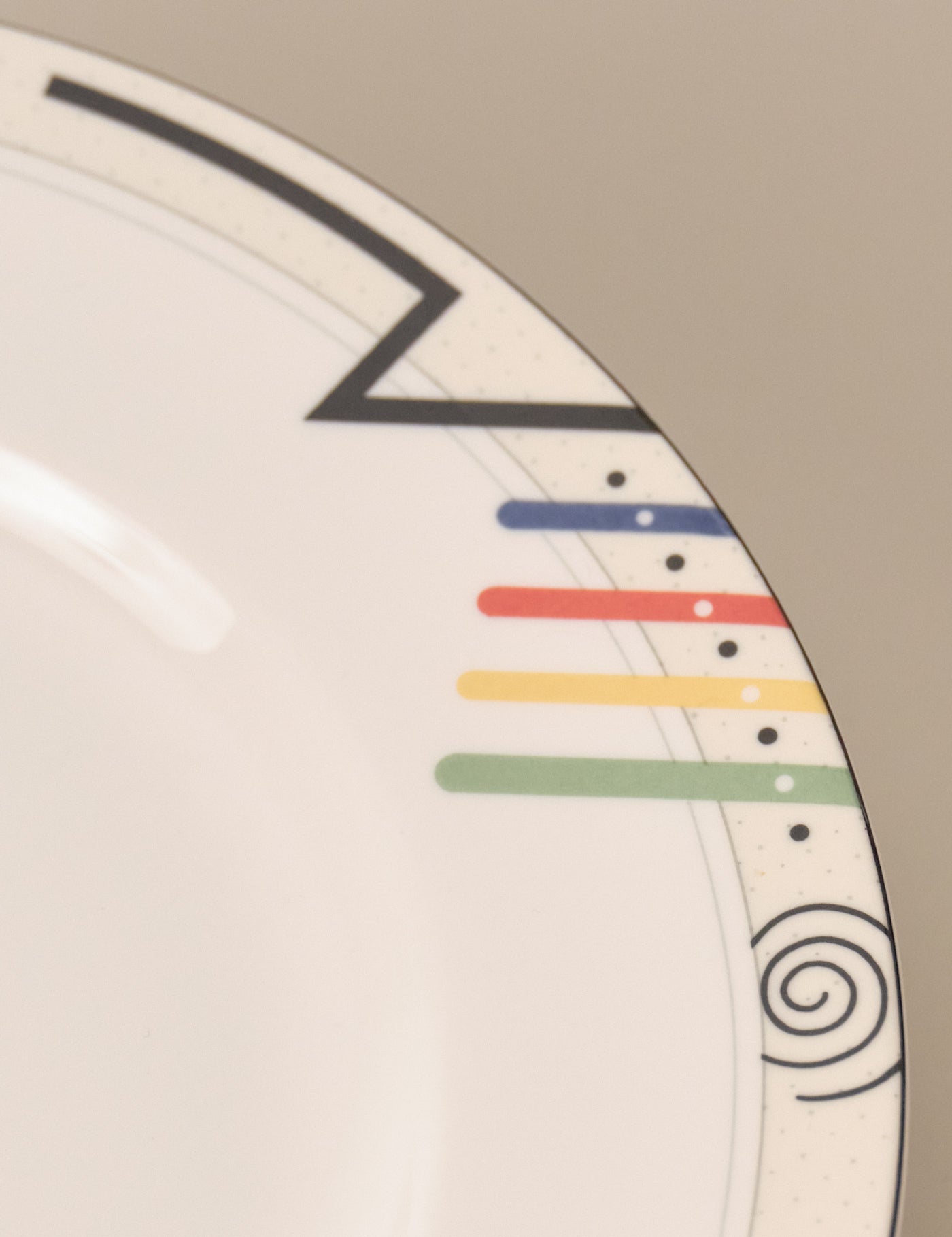 Mikasa HEADLINE DINNER PLATE & SOUP BOWL