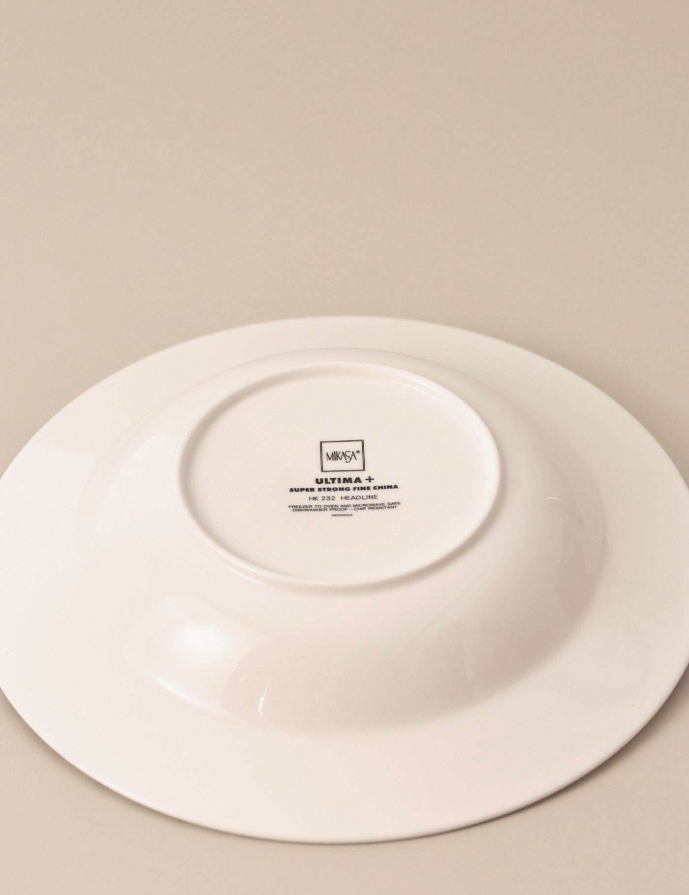 Mikasa HEADLINE DINNER PLATE & SOUP BOWL