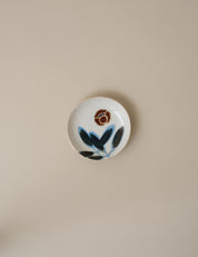 HAND-PAINTED FLORAL MOTIF SMALL PLATE