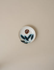 HAND-PAINTED FLORAL MOTIF SMALL PLATE