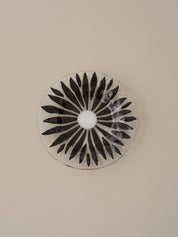 Sydenstricker  BLACK DAISY FUSED GLASS - Bowl & Plate